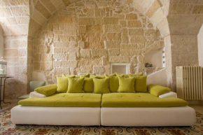 Explore the Historic City on foot from an old town house Lecce